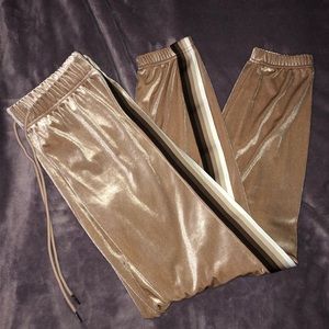 Forever 21: Velvet/Velour tan joggers/sweatpants